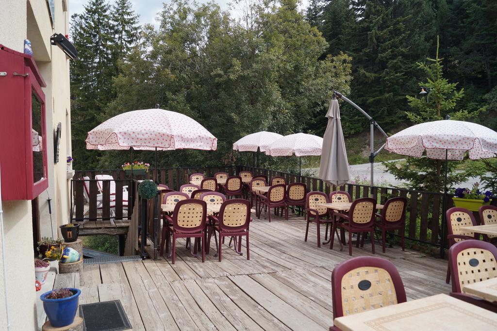 Hotel - Restaurant Le Blanchon Селоне Экстерьер фото