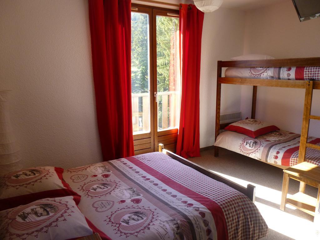 Hotel - Restaurant Le Blanchon Селоне Экстерьер фото